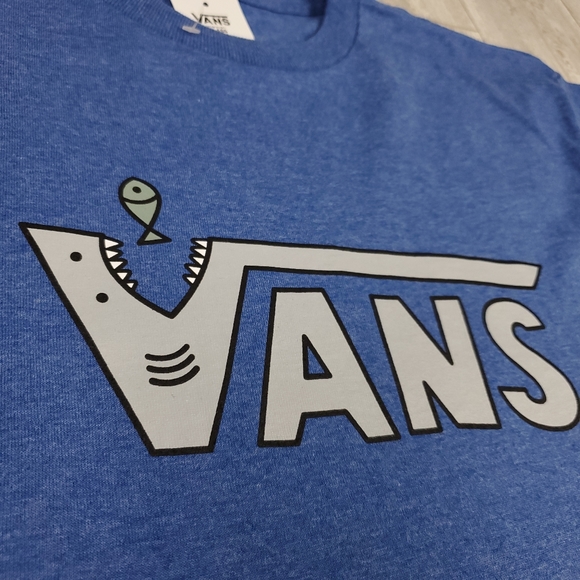 Vans Shark Vee Tee - Picture 5 of 5
